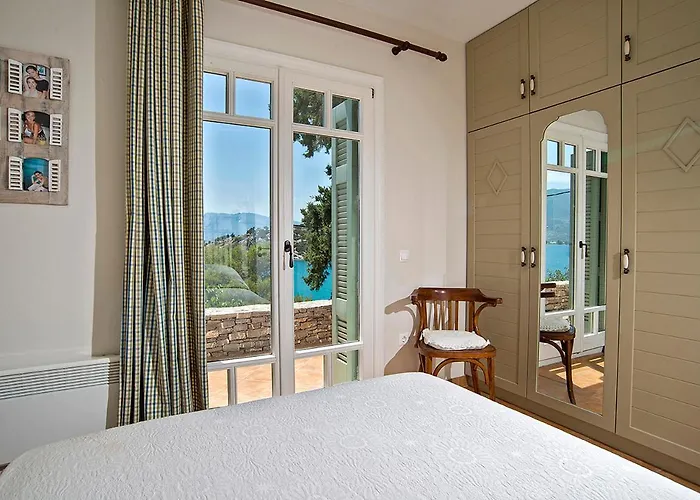 Unique Villa On The Island Of Poros