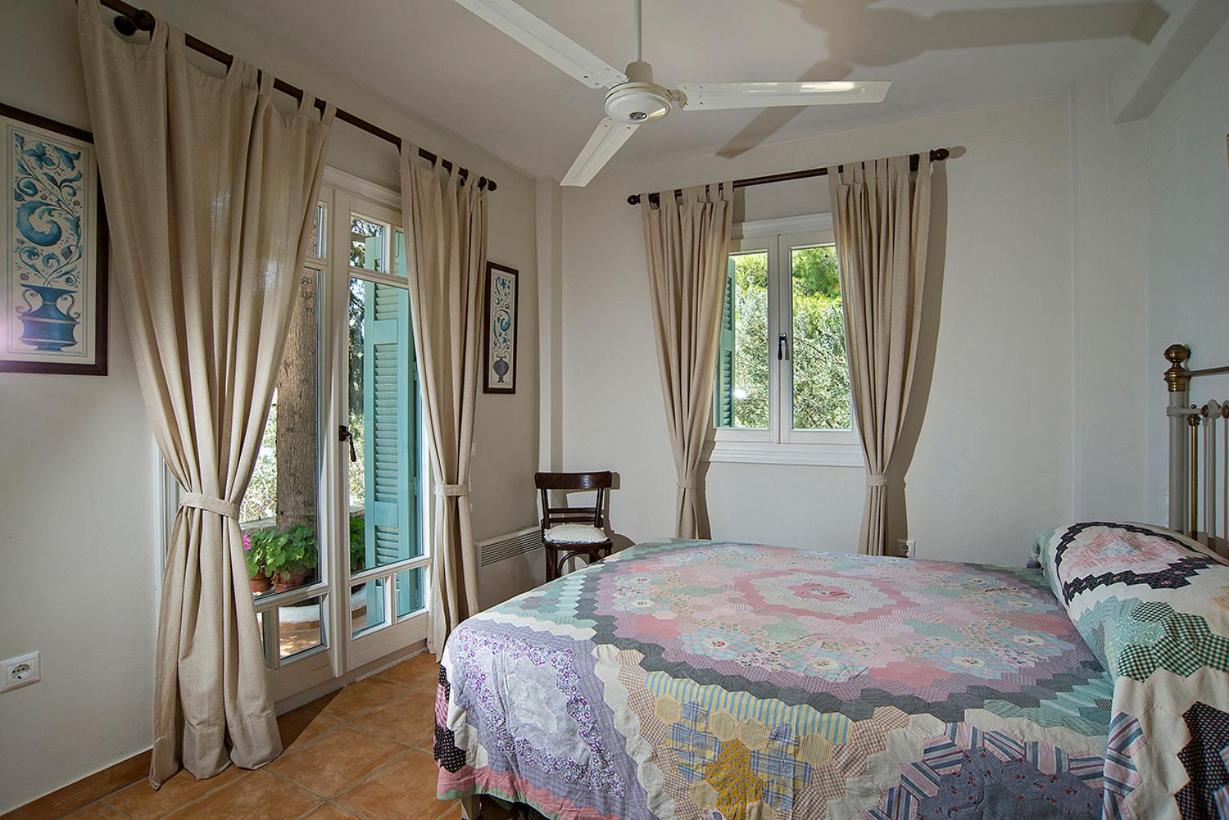 Unique On The Island Of Poros Holiday home *
